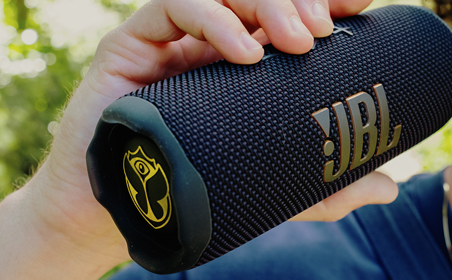 JBL Flip 7 Tomorrowland Meerdere luidsprekers verbinden met Auracast&trade; - Image